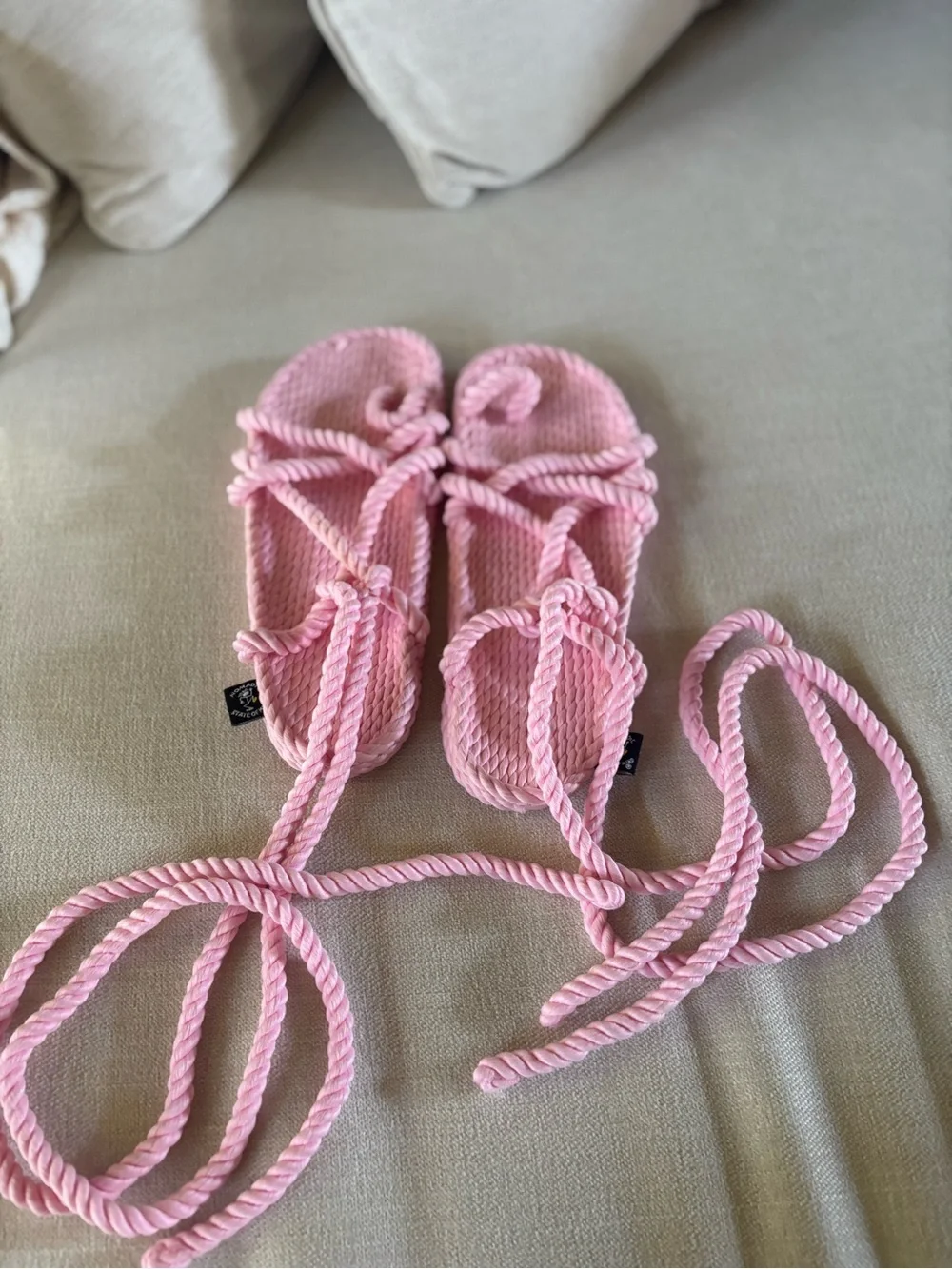 Nomadic State of Mind Pink Rope Sandals. NEW AND RARE COLOR Sz 8.5